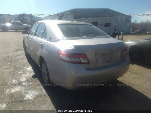 Photo 2 VIN: 4T1BF3EK8AU567632 - TOYOTA CAMRY BASE 