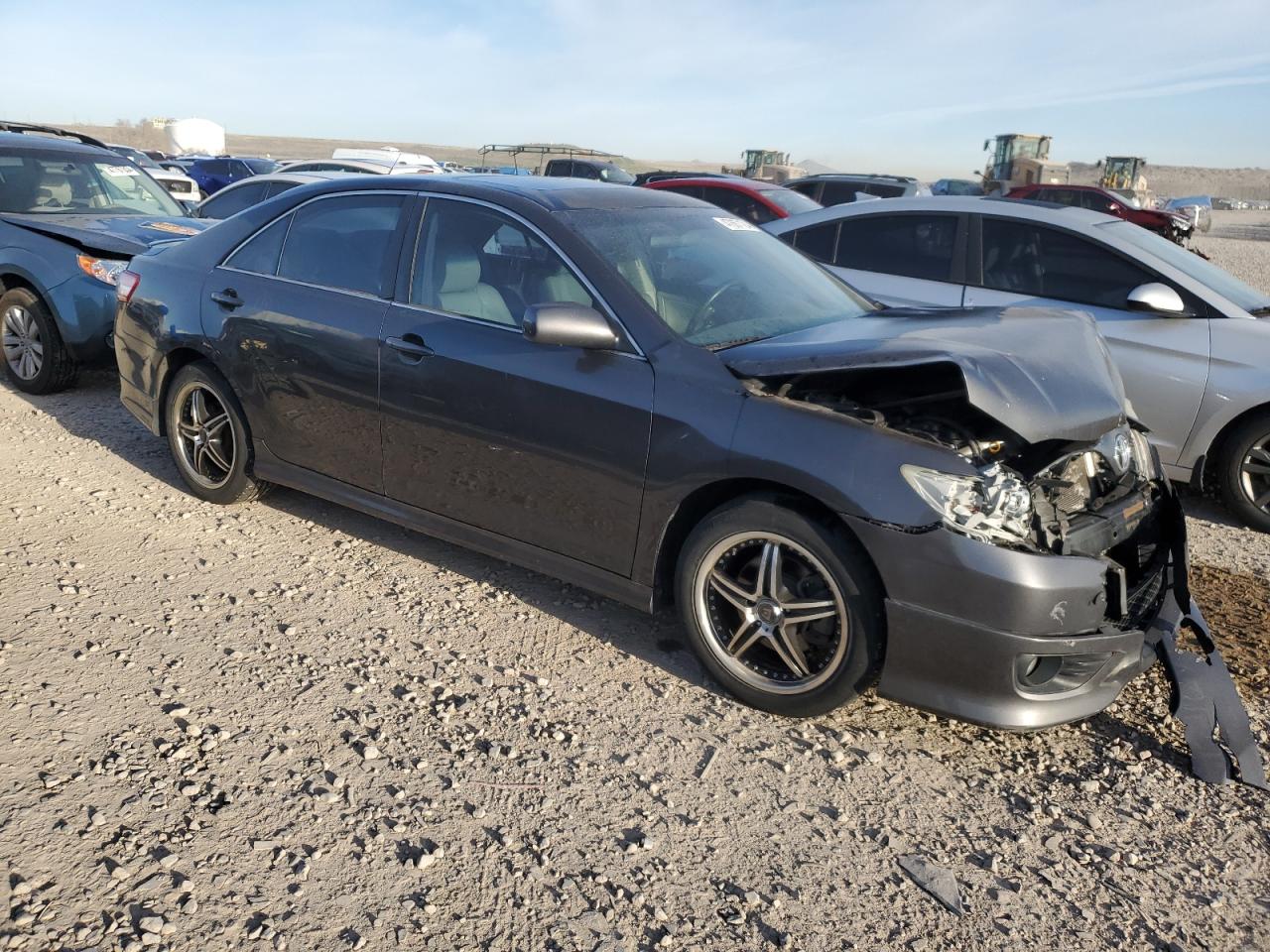 Photo 3 VIN: 4T1BF3EK8BU123264 - TOYOTA CAMRY 