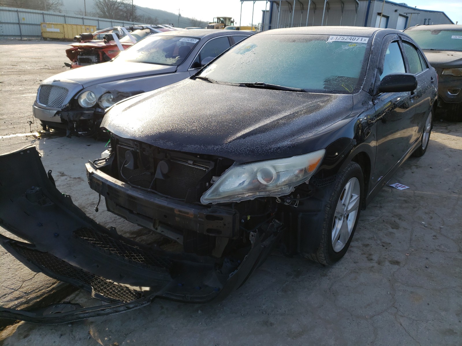 Photo 1 VIN: 4T1BF3EK8BU174103 - TOYOTA CAMRY BASE 