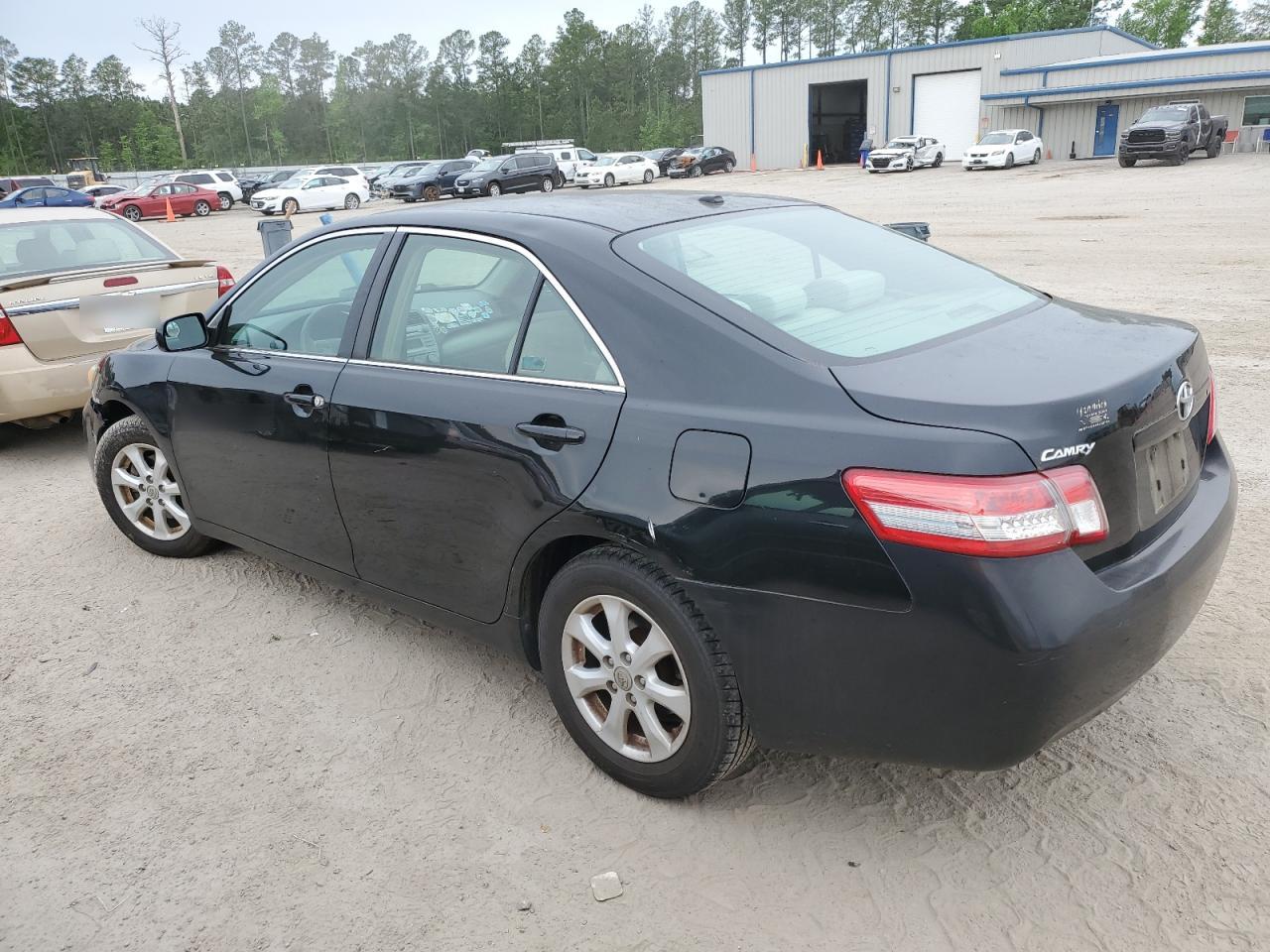 Photo 1 VIN: 4T1BF3EK8BU184128 - TOYOTA CAMRY 