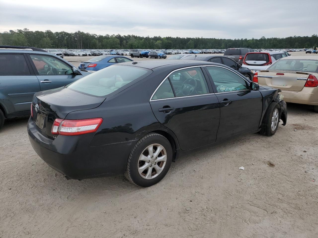 Photo 2 VIN: 4T1BF3EK8BU184128 - TOYOTA CAMRY 