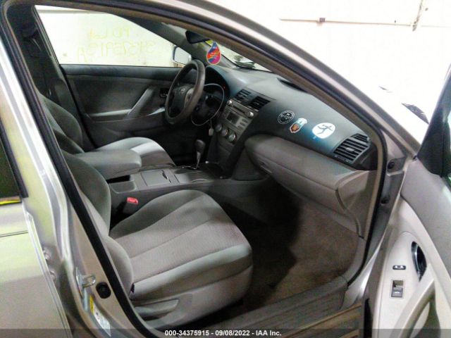 Photo 4 VIN: 4T1BF3EK8BU189412 - TOYOTA CAMRY 