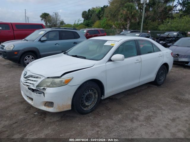 Photo 1 VIN: 4T1BF3EK8BU588630 - TOYOTA CAMRY 