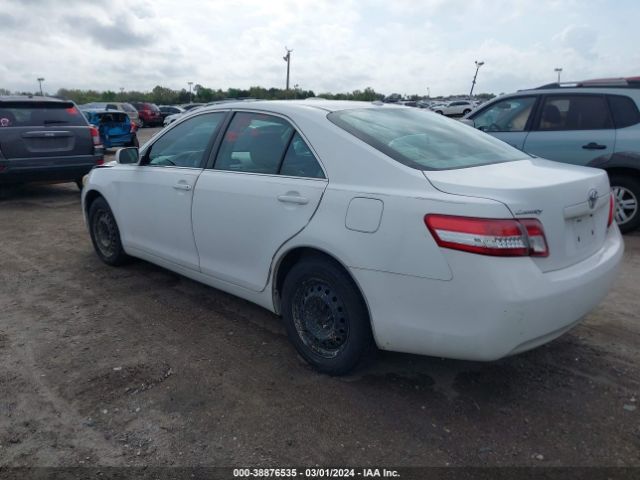 Photo 2 VIN: 4T1BF3EK8BU588630 - TOYOTA CAMRY 