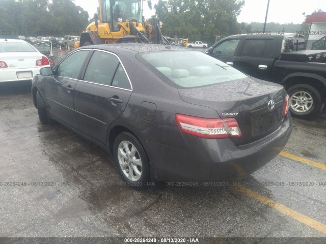 Photo 2 VIN: 4T1BF3EK8BU592645 - TOYOTA CAMRY 