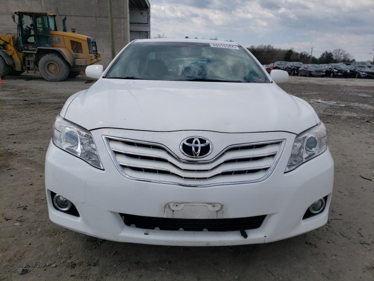 Photo 4 VIN: 4T1BF3EK8BU649474 - TOYOTA CAMRY 