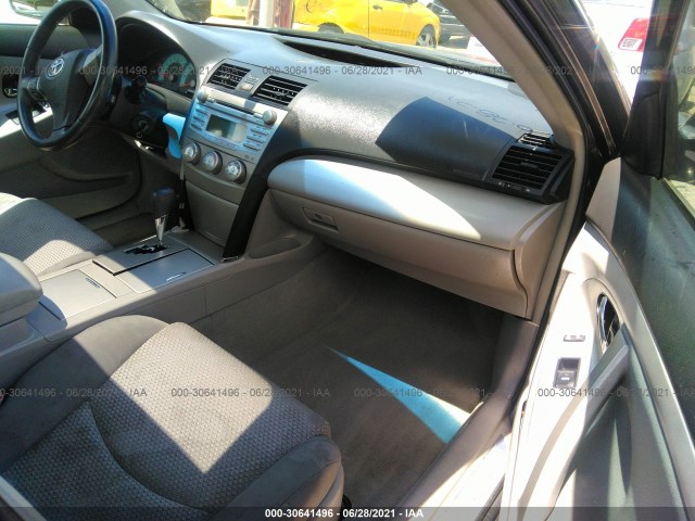 Photo 4 VIN: 4T1BF3EK8BU668364 - TOYOTA CAMRY 