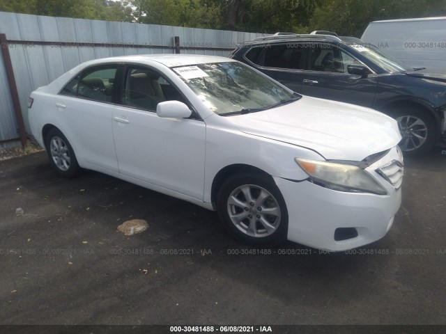 Photo 0 VIN: 4T1BF3EK8BU689411 - TOYOTA CAMRY 