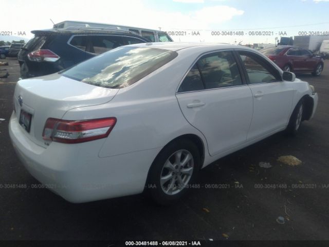 Photo 3 VIN: 4T1BF3EK8BU689411 - TOYOTA CAMRY 