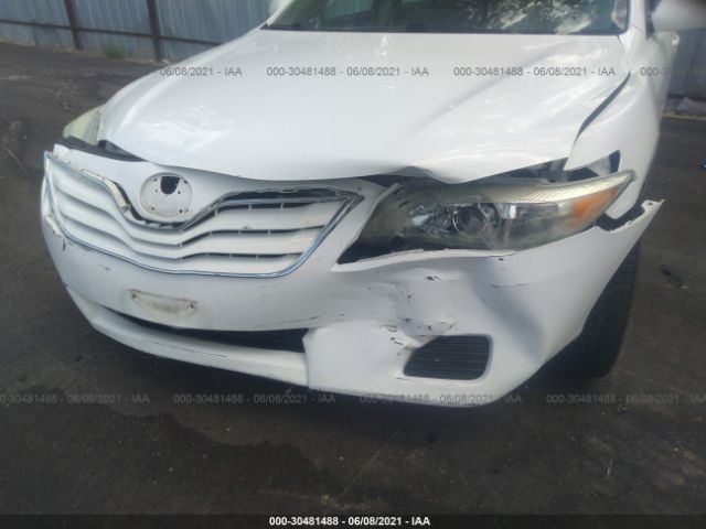 Photo 5 VIN: 4T1BF3EK8BU689411 - TOYOTA CAMRY 