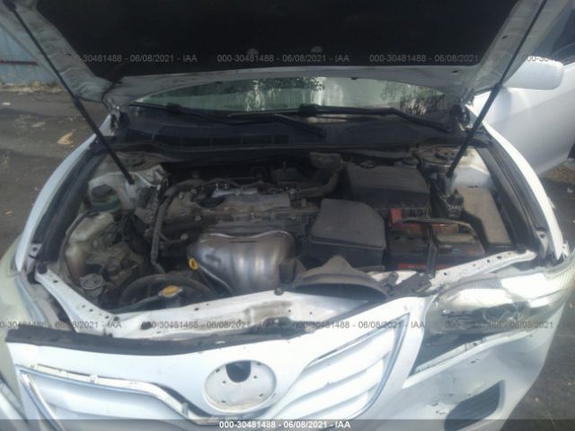 Photo 9 VIN: 4T1BF3EK8BU689411 - TOYOTA CAMRY 