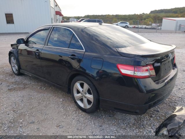 Photo 2 VIN: 4T1BF3EK8BU747744 - TOYOTA CAMRY 