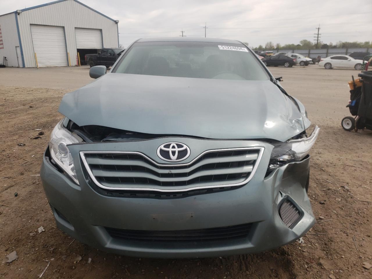 Photo 4 VIN: 4T1BF3EK8BU754113 - TOYOTA CAMRY 