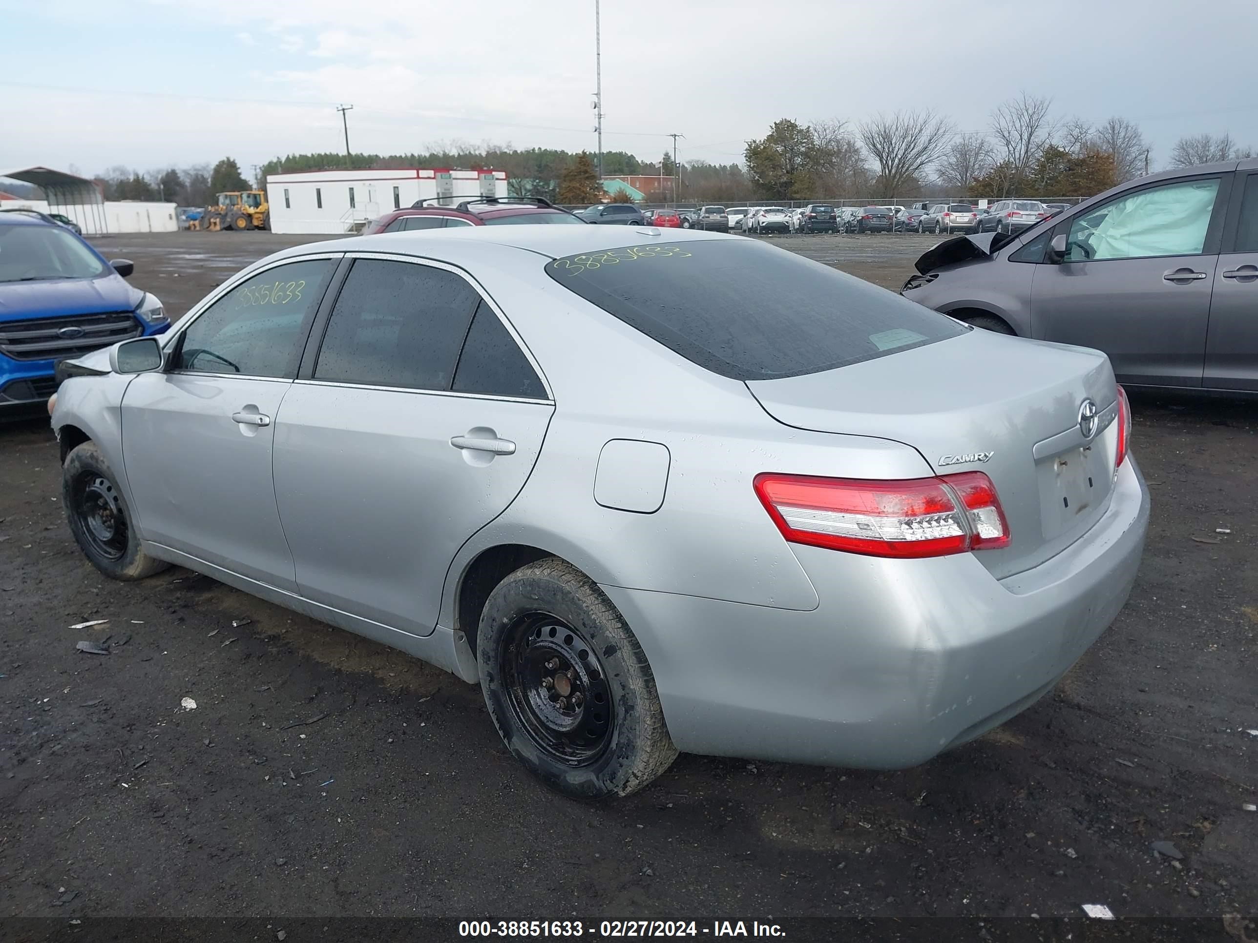 Photo 1 VIN: 4T1BF3EK8BU756511 - TOYOTA CAMRY 