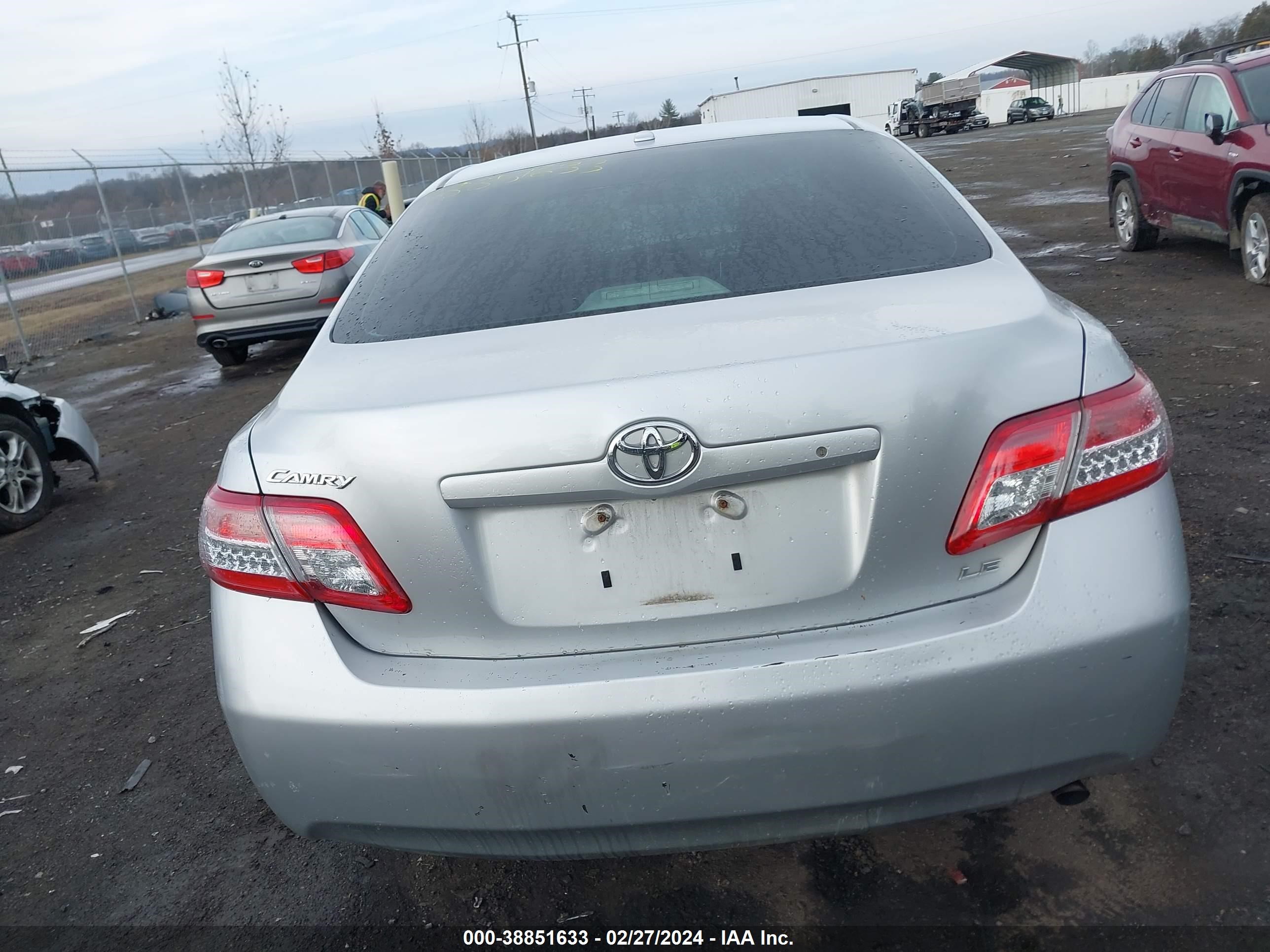 Photo 14 VIN: 4T1BF3EK8BU756511 - TOYOTA CAMRY 