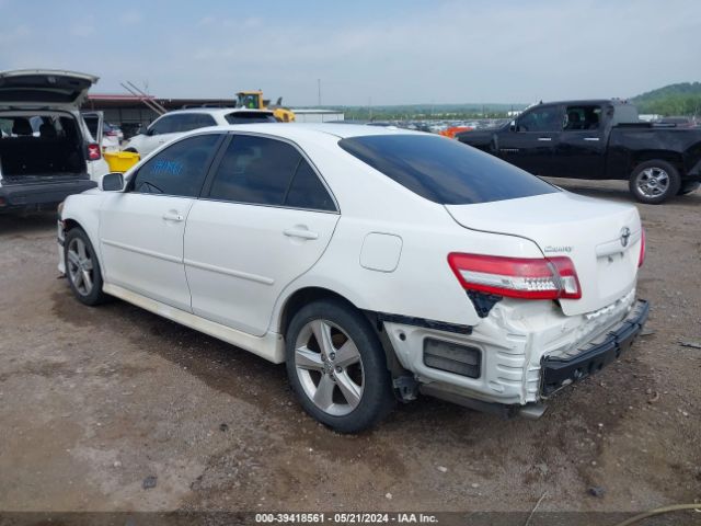 Photo 2 VIN: 4T1BF3EK8BU758095 - TOYOTA CAMRY 