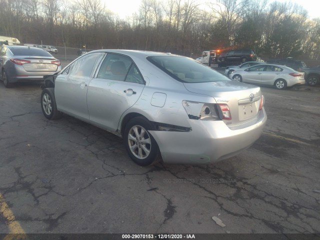 Photo 2 VIN: 4T1BF3EK8BU761112 - TOYOTA CAMRY 