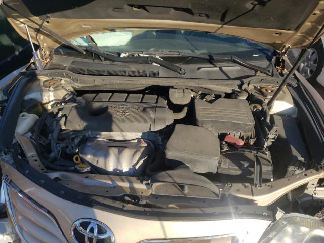 Photo 6 VIN: 4T1BF3EK8BU772949 - TOYOTA CAMRY BASE 