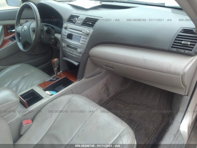 Photo 4 VIN: 4T1BF3EK9AU043681 - TOYOTA CAMRY 