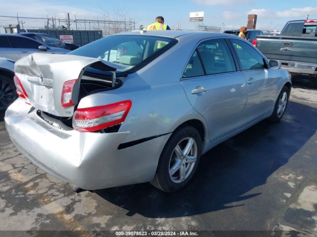 Photo 3 VIN: 4T1BF3EK9AU044636 - TOYOTA CAMRY 