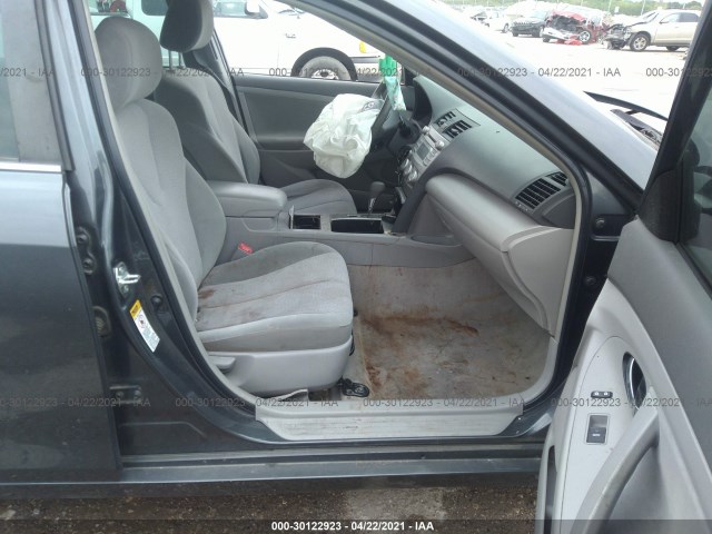 Photo 4 VIN: 4T1BF3EK9AU099250 - TOYOTA CAMRY 