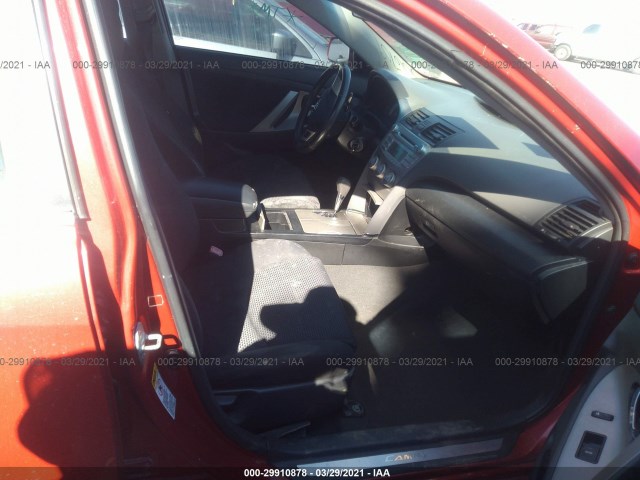 Photo 4 VIN: 4T1BF3EK9AU506709 - TOYOTA CAMRY 