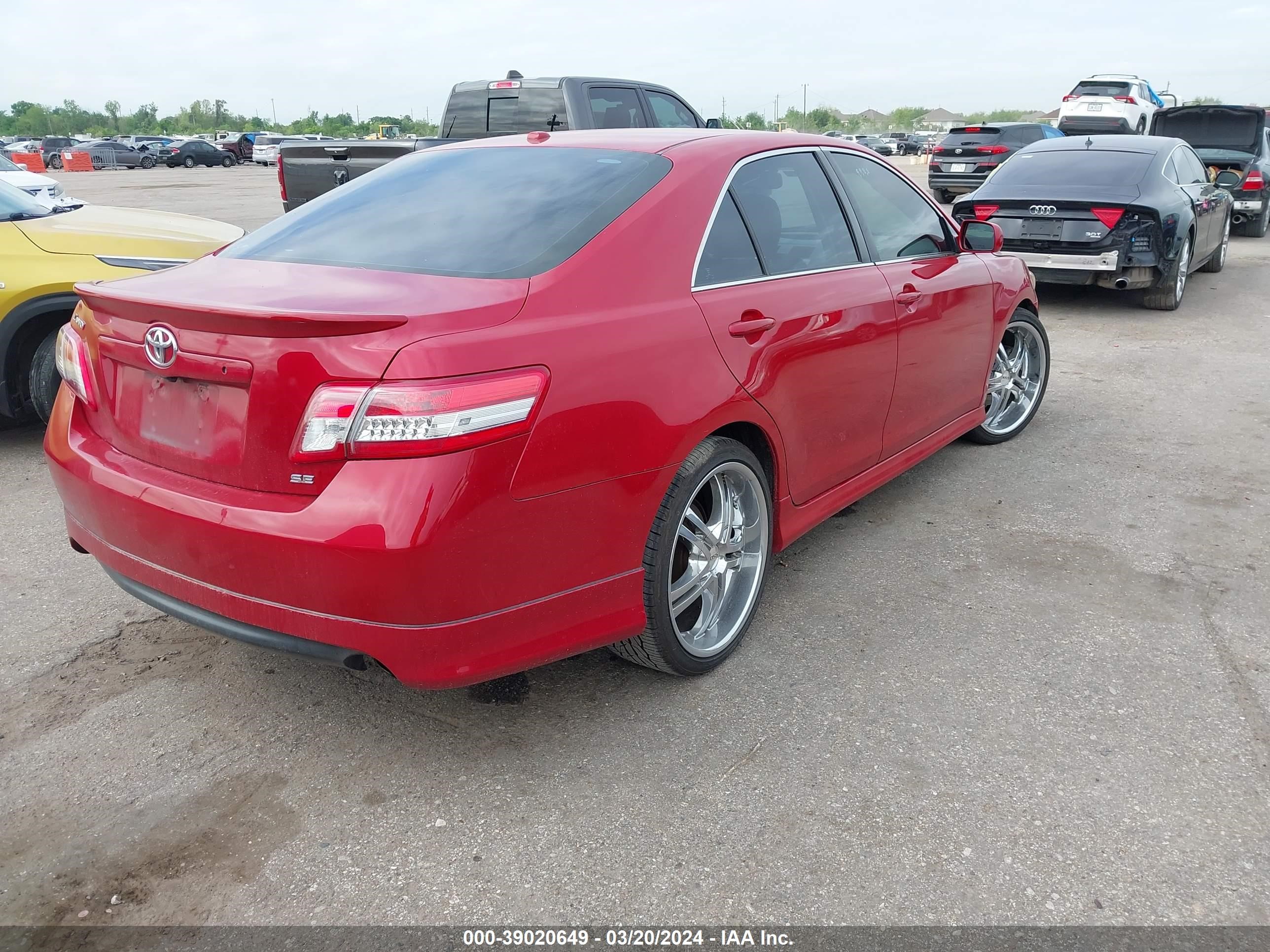 Photo 3 VIN: 4T1BF3EK9AU510727 - TOYOTA CAMRY 