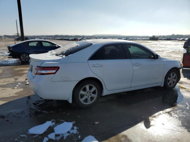 Photo 2 VIN: 4T1BF3EK9AU510730 - TOYOTA CAMRY BASE 