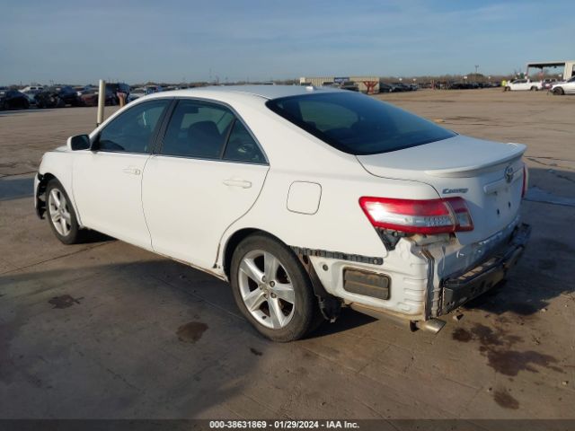 Photo 2 VIN: 4T1BF3EK9AU529035 - TOYOTA CAMRY 