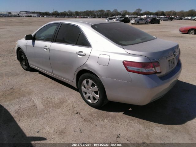 Photo 2 VIN: 4T1BF3EK9AU547504 - TOYOTA CAMRY 