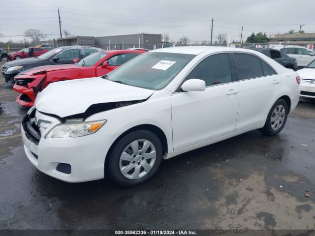 Photo 1 VIN: 4T1BF3EK9AU556834 - TOYOTA CAMRY 