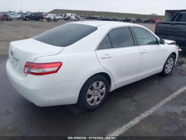 Photo 3 VIN: 4T1BF3EK9AU556834 - TOYOTA CAMRY 