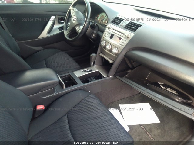 Photo 4 VIN: 4T1BF3EK9BU130790 - TOYOTA CAMRY 