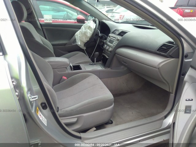 Photo 4 VIN: 4T1BF3EK9BU144057 - TOYOTA CAMRY 