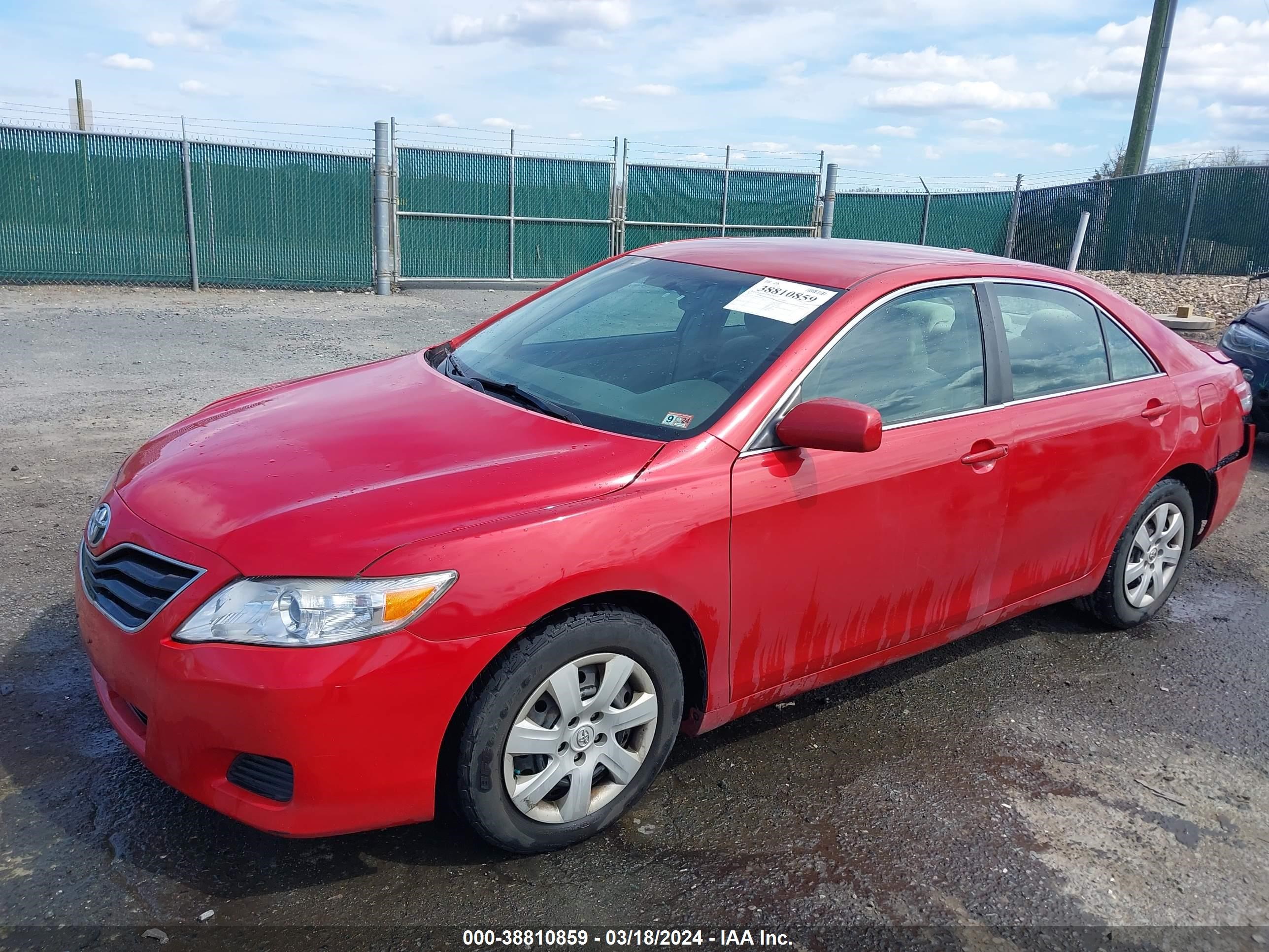 Photo 1 VIN: 4T1BF3EK9BU145953 - TOYOTA CAMRY 