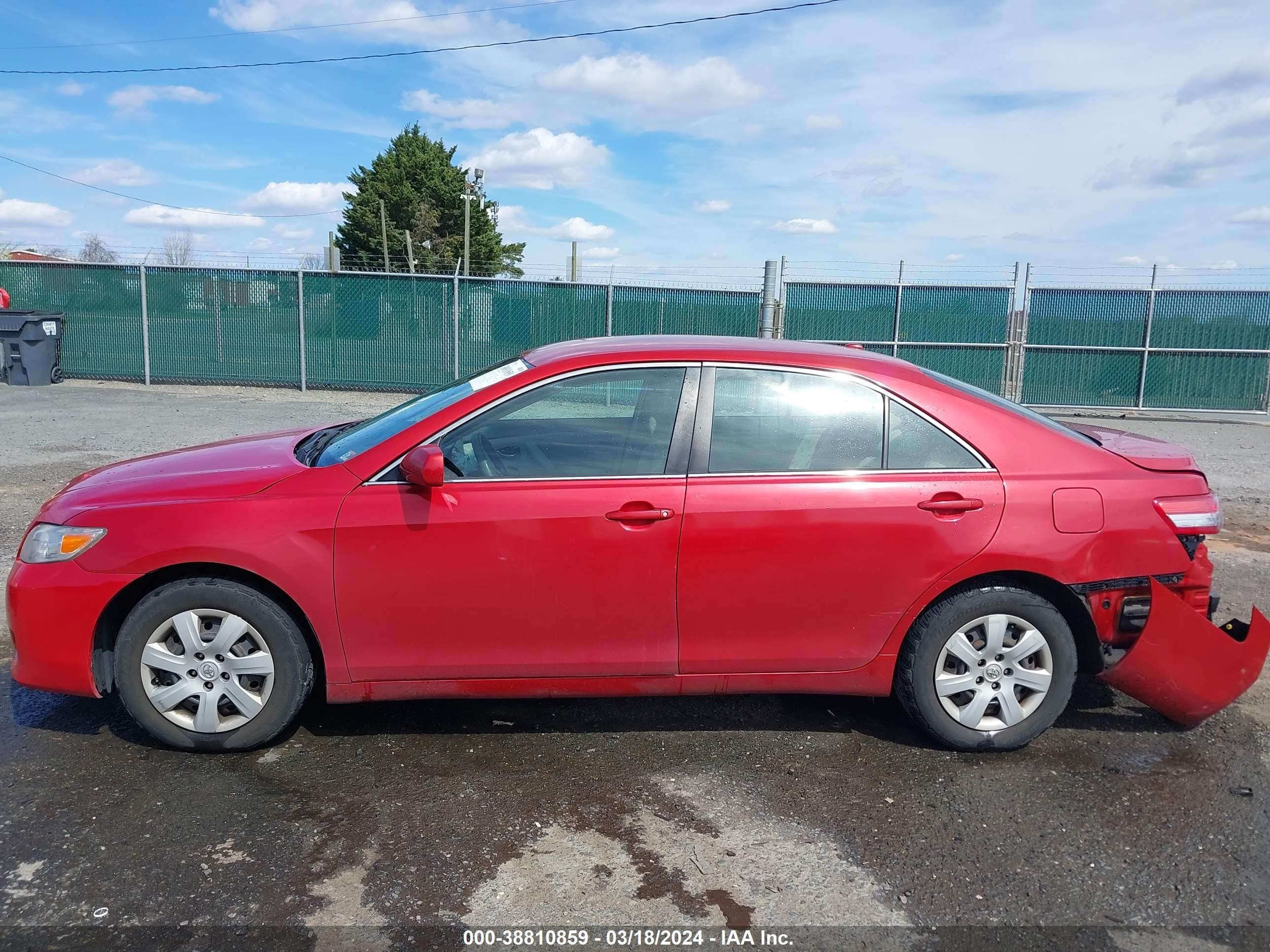 Photo 13 VIN: 4T1BF3EK9BU145953 - TOYOTA CAMRY 