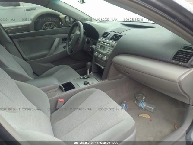 Photo 4 VIN: 4T1BF3EK9BU175972 - TOYOTA CAMRY 