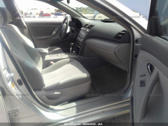 Photo 4 VIN: 4T1BF3EK9BU191380 - TOYOTA CAMRY 