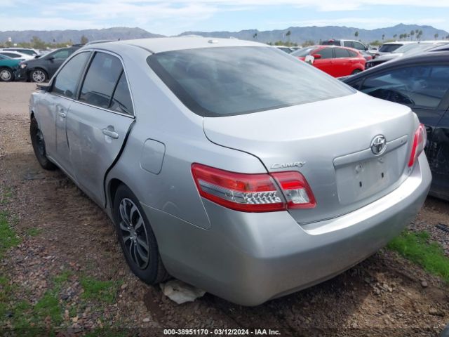 Photo 2 VIN: 4T1BF3EK9BU191735 - TOYOTA CAMRY 