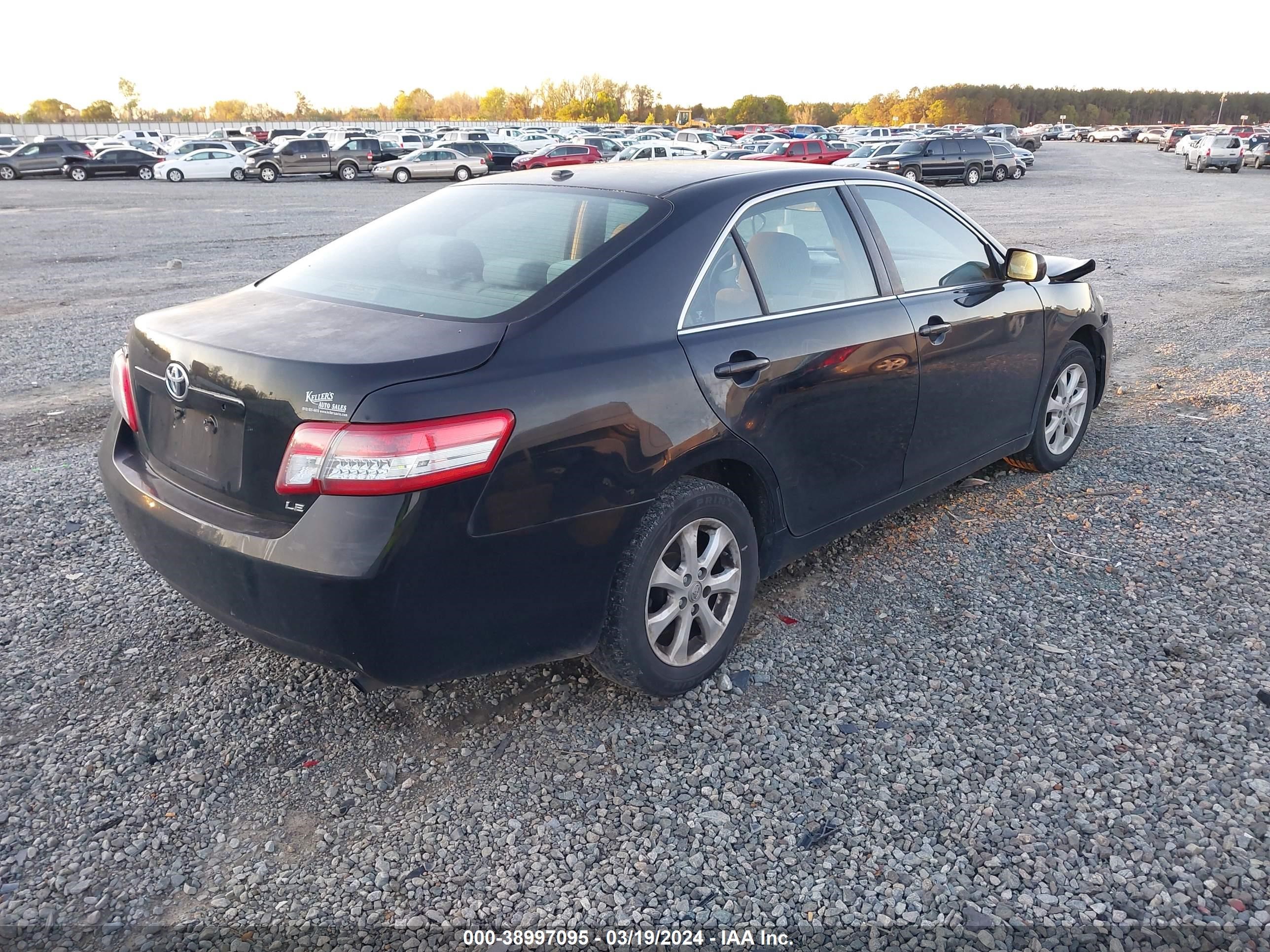 Photo 3 VIN: 4T1BF3EK9BU197423 - TOYOTA CAMRY 