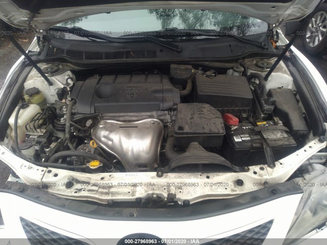 Photo 9 VIN: 4T1BF3EK9BU588877 - TOYOTA CAMRY 