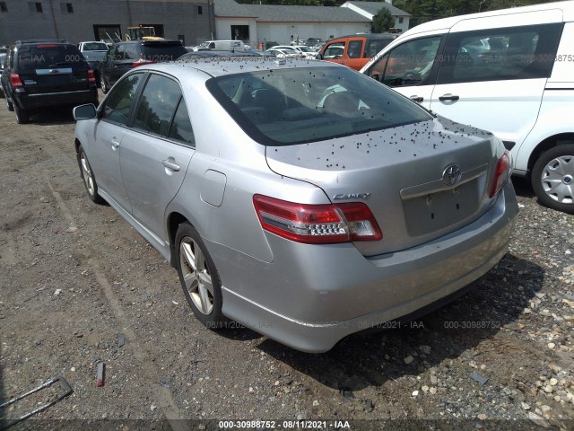 Photo 2 VIN: 4T1BF3EK9BU595053 - TOYOTA CAMRY 