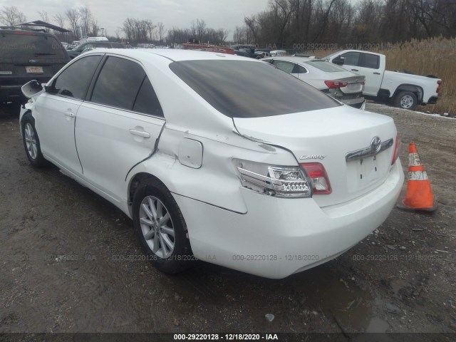 Photo 2 VIN: 4T1BF3EK9BU629962 - TOYOTA CAMRY 