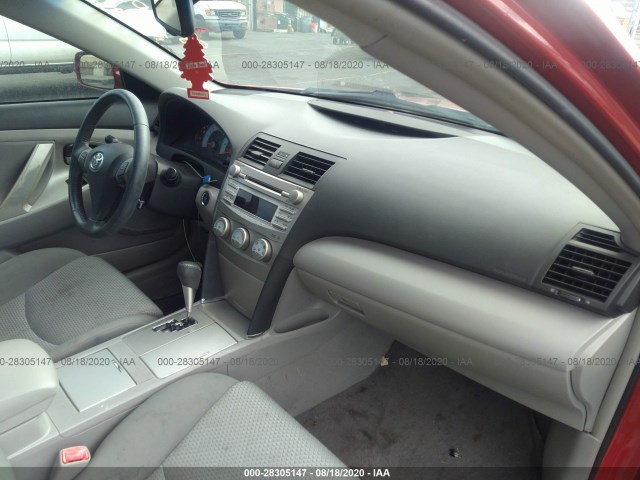 Photo 4 VIN: 4T1BF3EK9BU633686 - TOYOTA CAMRY 