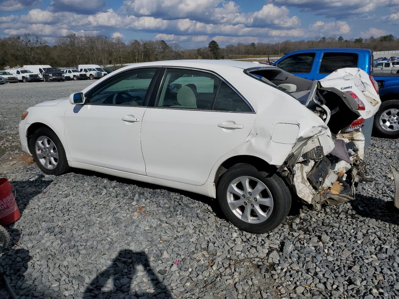 Photo 1 VIN: 4T1BF3EK9BU639245 - TOYOTA CAMRY 