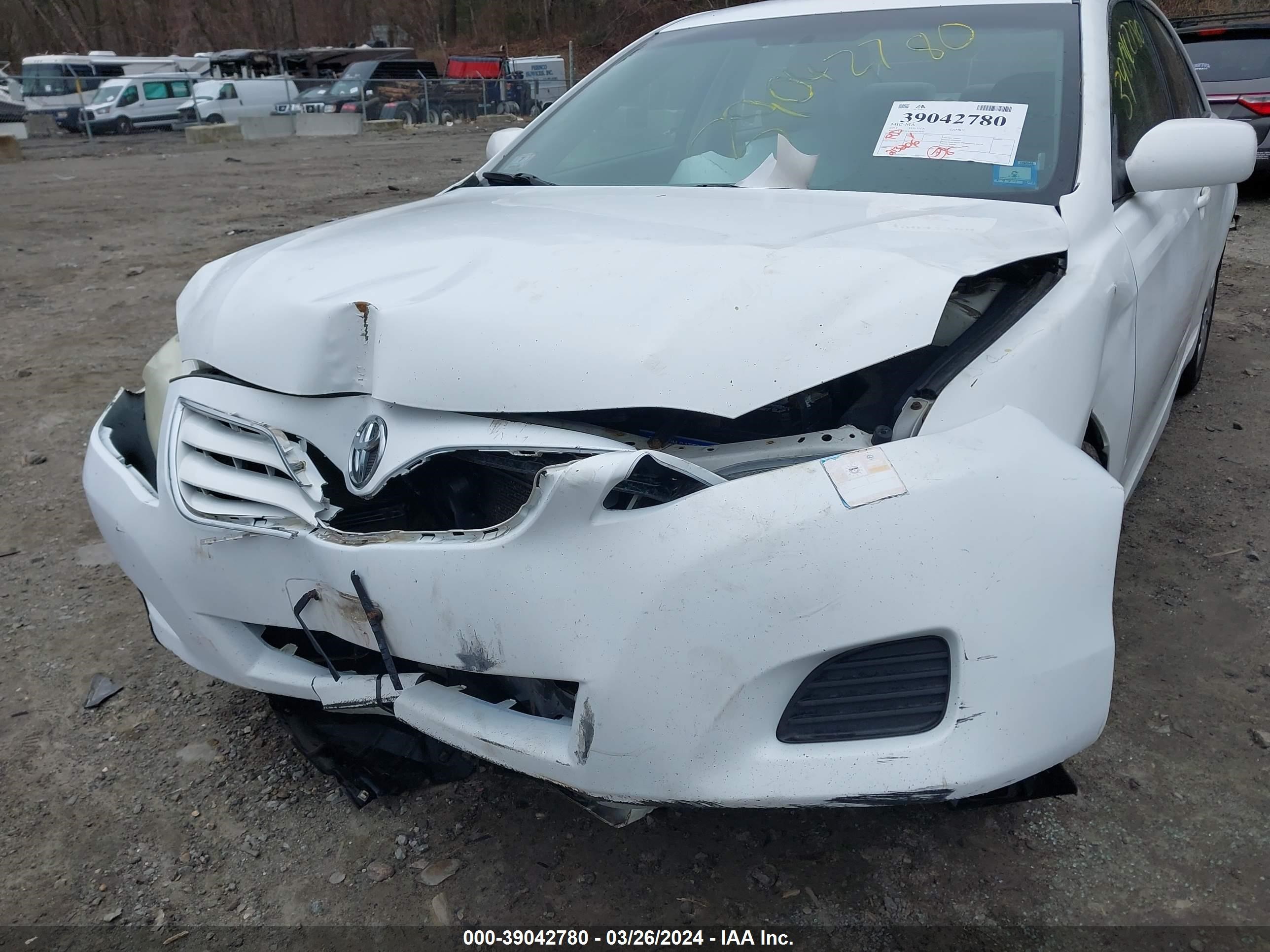 Photo 5 VIN: 4T1BF3EK9BU643652 - TOYOTA CAMRY 