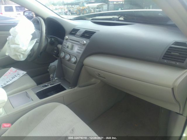 Photo 4 VIN: 4T1BF3EK9BU670527 - TOYOTA CAMRY 