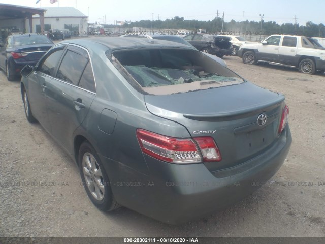 Photo 2 VIN: 4T1BF3EK9BU698067 - TOYOTA CAMRY 