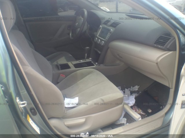 Photo 4 VIN: 4T1BF3EK9BU698067 - TOYOTA CAMRY 