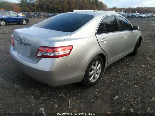 Photo 3 VIN: 4T1BF3EK9BU705731 - TOYOTA CAMRY 